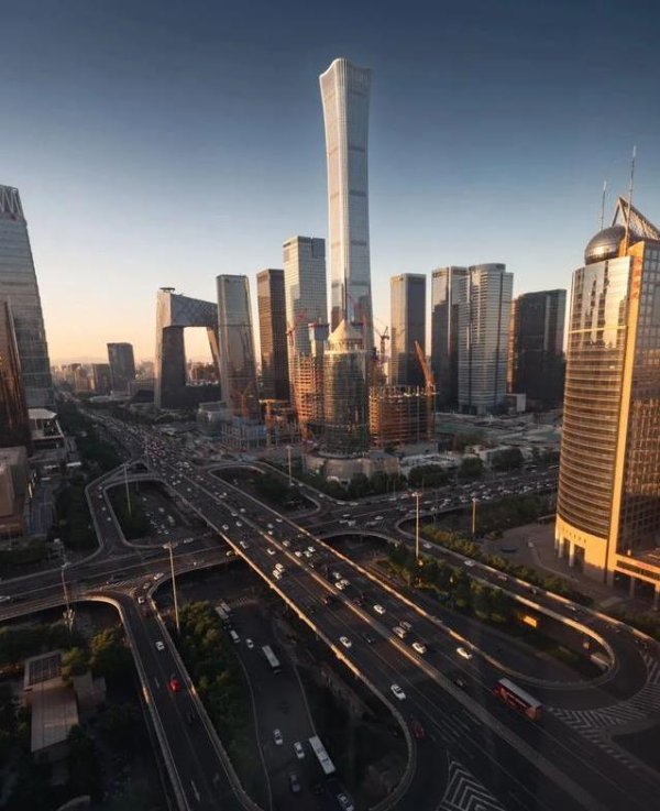 在线网上配资平台 北京古韵引万人朝拜，重庆火辣夜景迷人眼，你最想去哪座城？